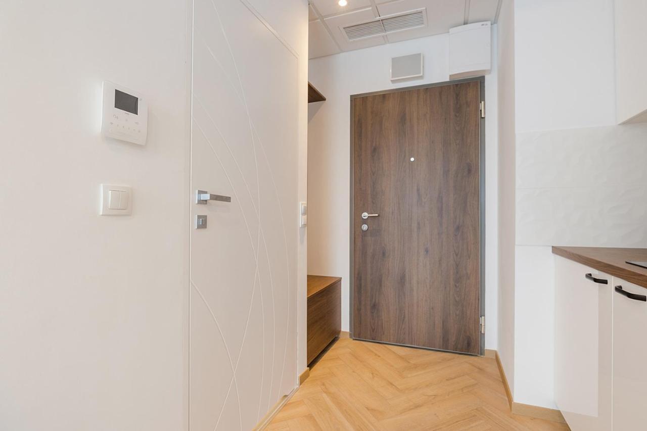 Kasprzaka 29 - Bezplatny Parking - Free Parking - Piekny Widok Na Centrum Miasta - Duzy Balkon - Smart Tv 55 Cali - Wifi - Better Rental Warschau Buitenkant foto