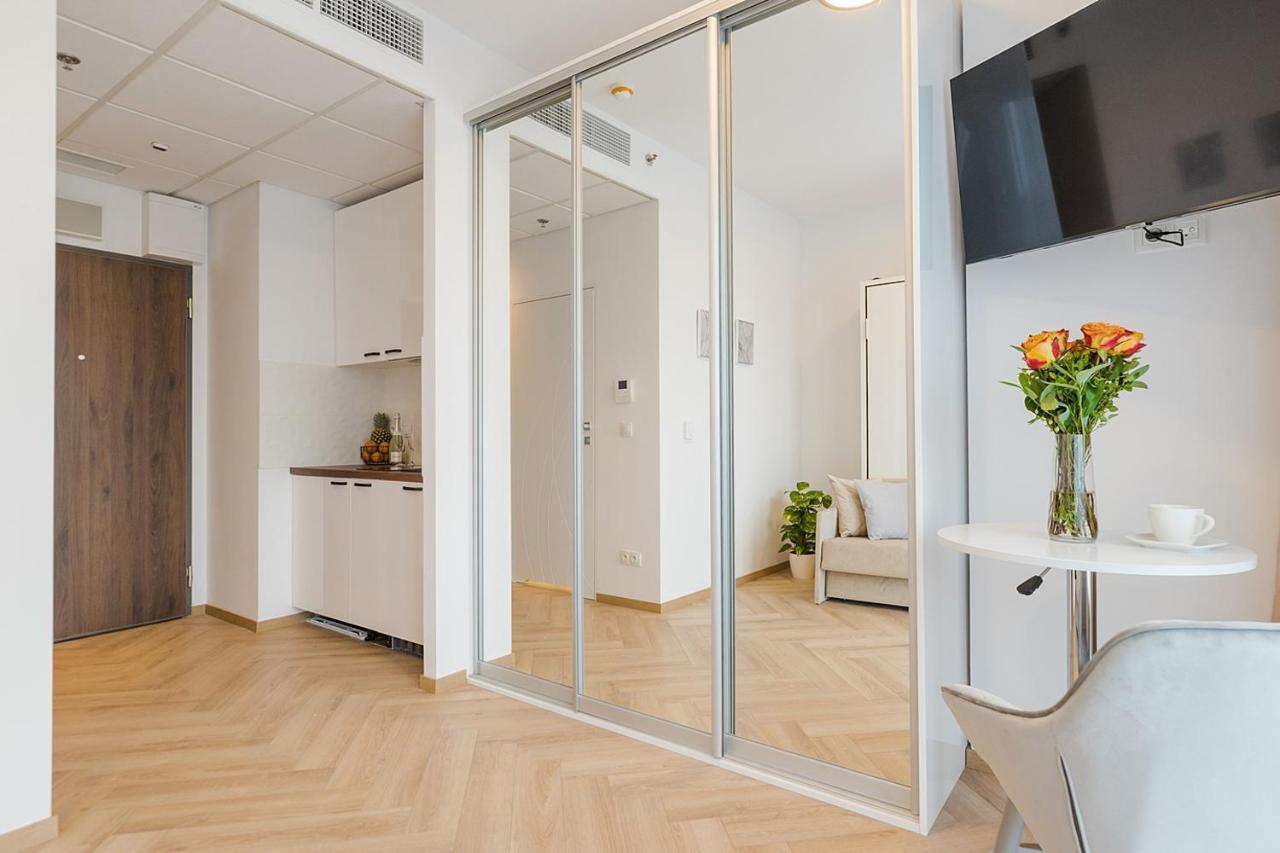 Kasprzaka 29 - Bezplatny Parking - Free Parking - Piekny Widok Na Centrum Miasta - Duzy Balkon - Smart Tv 55 Cali - Wifi - Better Rental Warschau Buitenkant foto